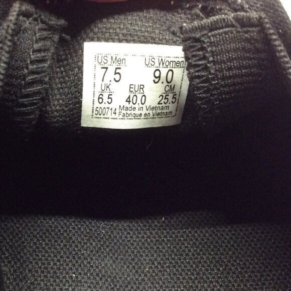 Vans Skate Shoes Men 7.5 Women 9 Black White Canvas Doodle Checkerboard Slip On - Picture 9 of 9